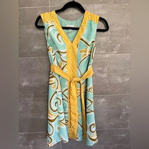 Women’s dress